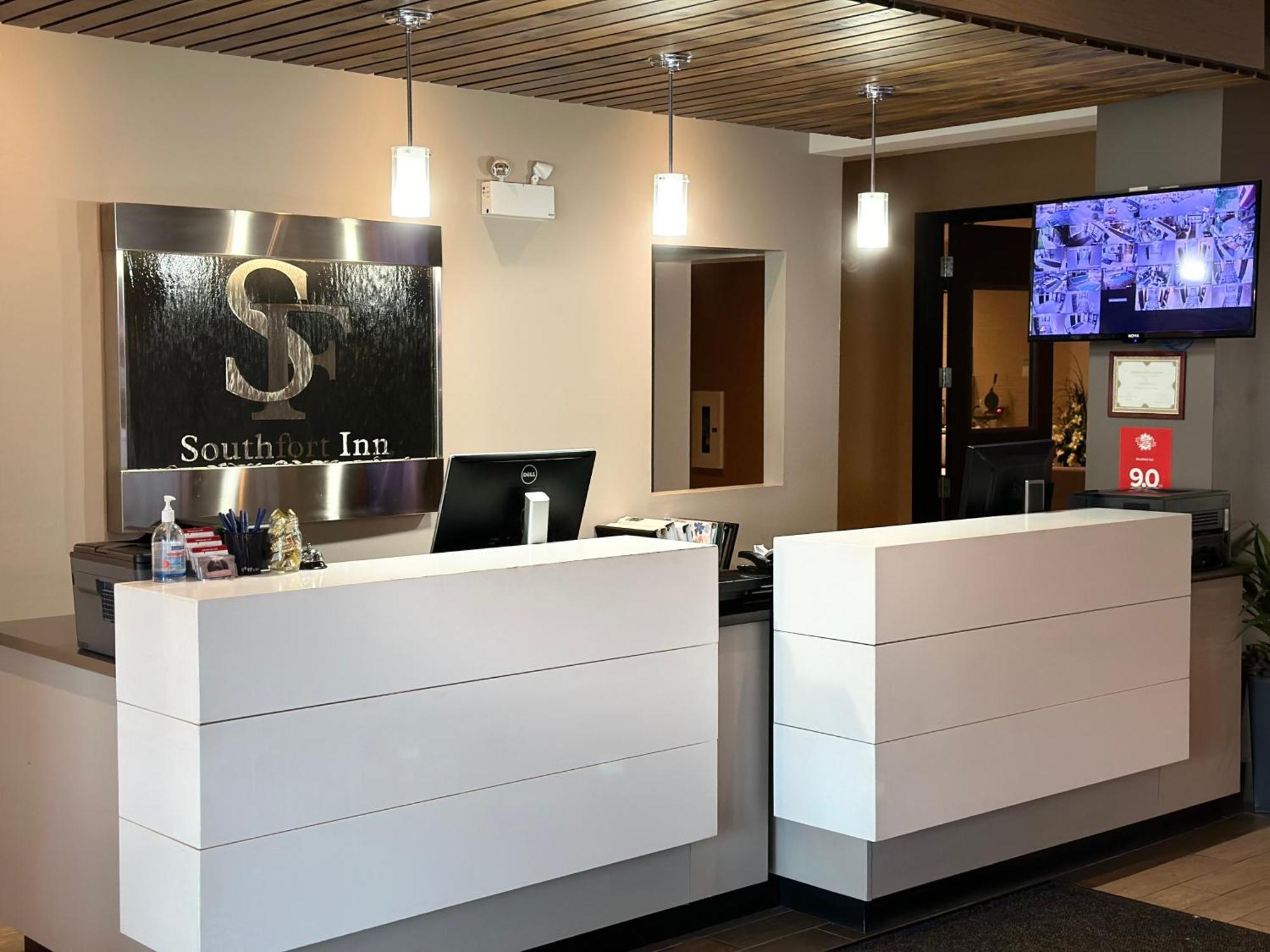 Southfort Inn 萨斯喀彻温堡 外观 照片