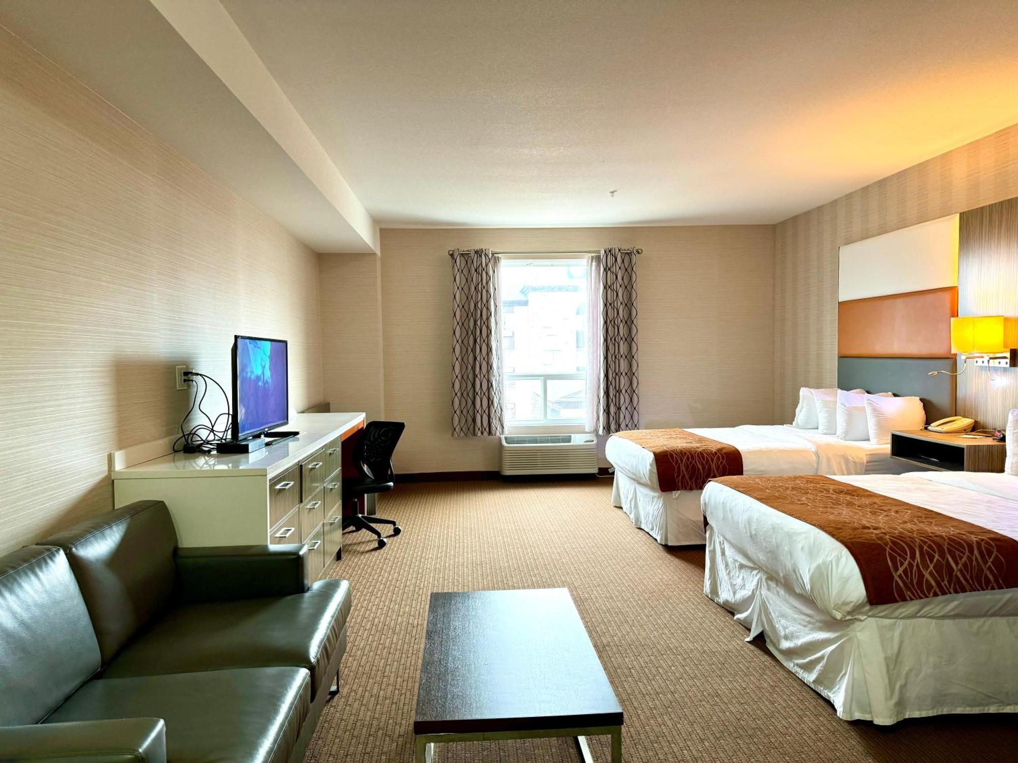 Southfort Inn 萨斯喀彻温堡 外观 照片