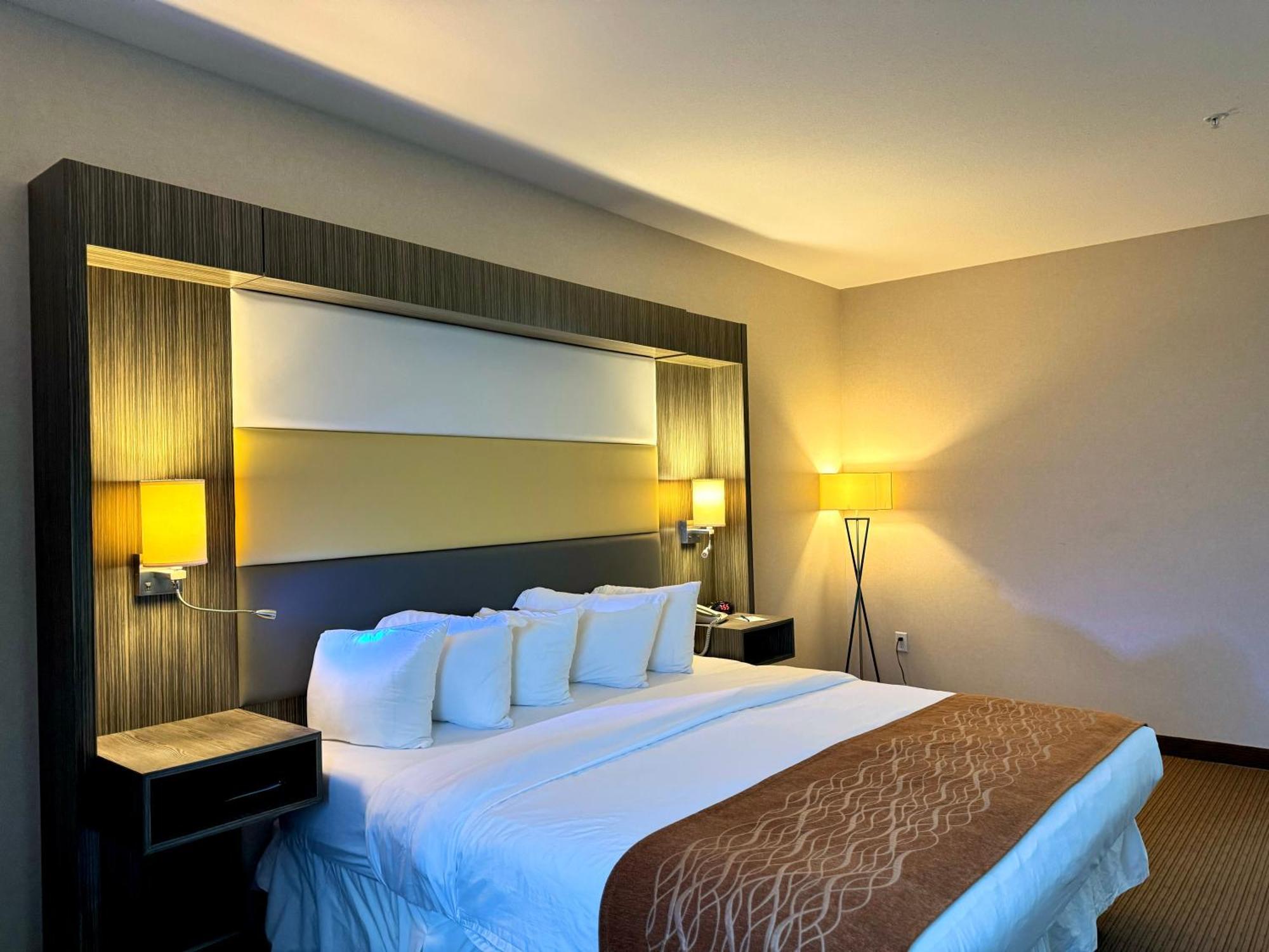 Southfort Inn 萨斯喀彻温堡 客房 照片